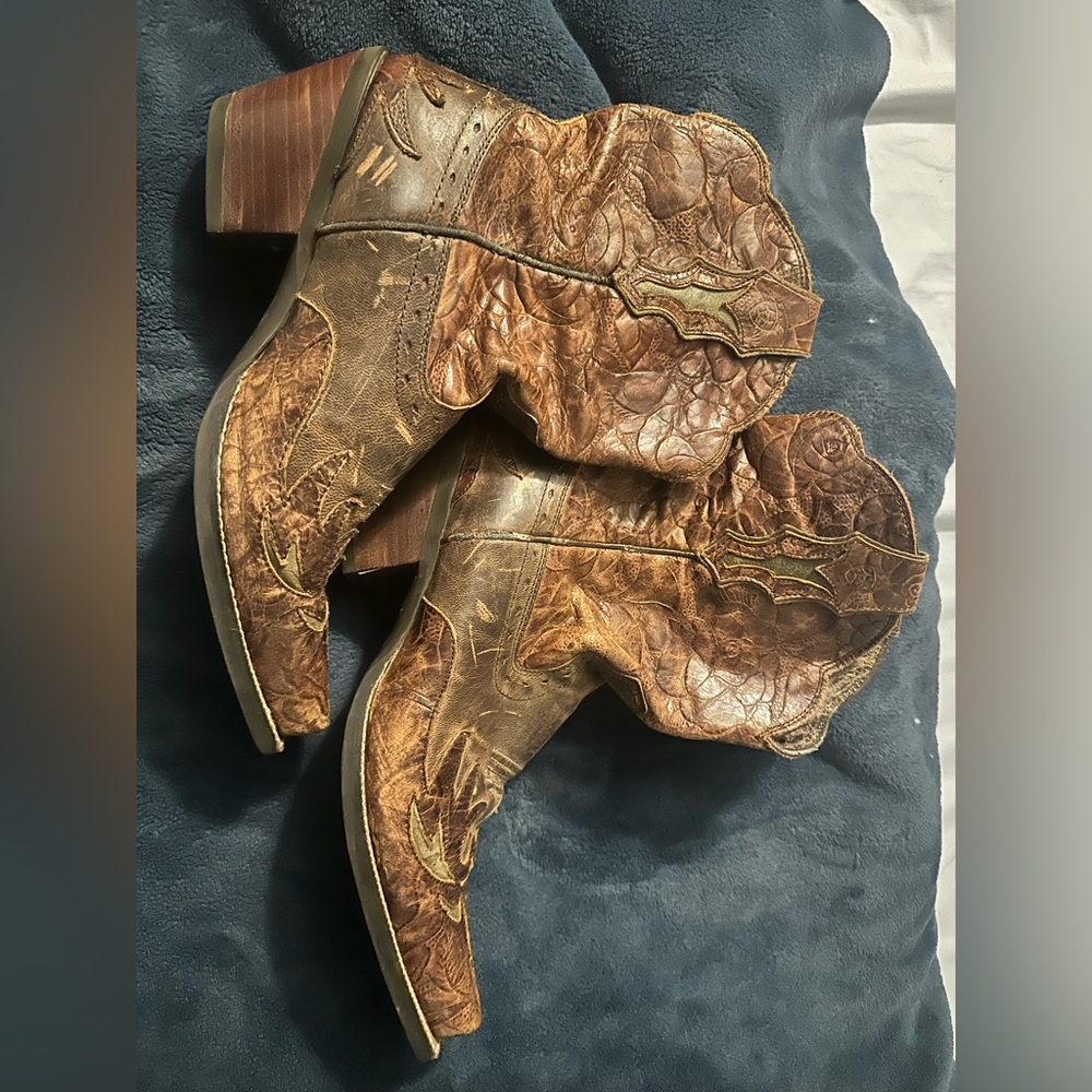 Western boots Ariat brand - Picture 5 of 7